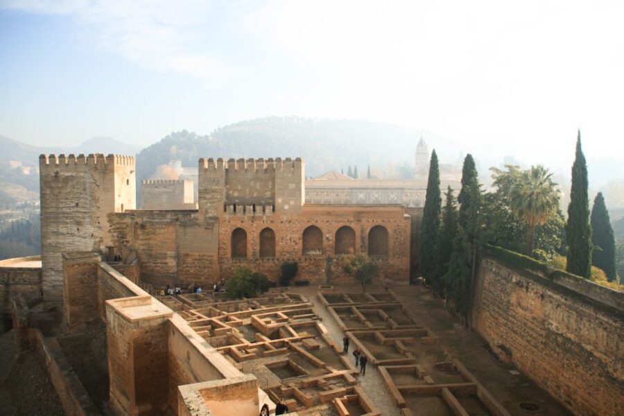 Granada: Alhambra Full Complex & Andalusi Monuments Tickets