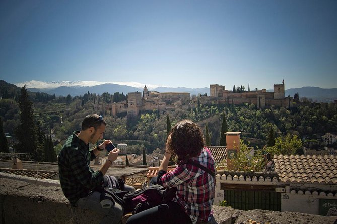 Granada and Albaicin: Wine and Tapas Tour - Highlights and Overview