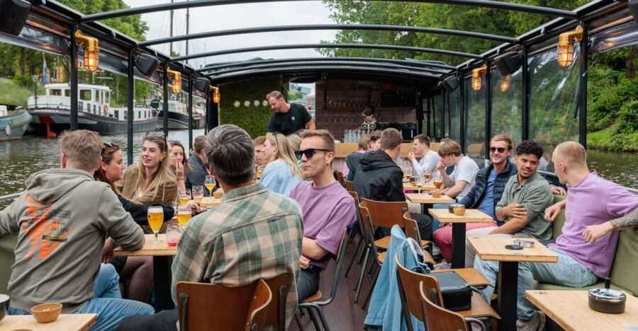 Groningen: Terrace Boat Tour Experience With a Cozy Bar