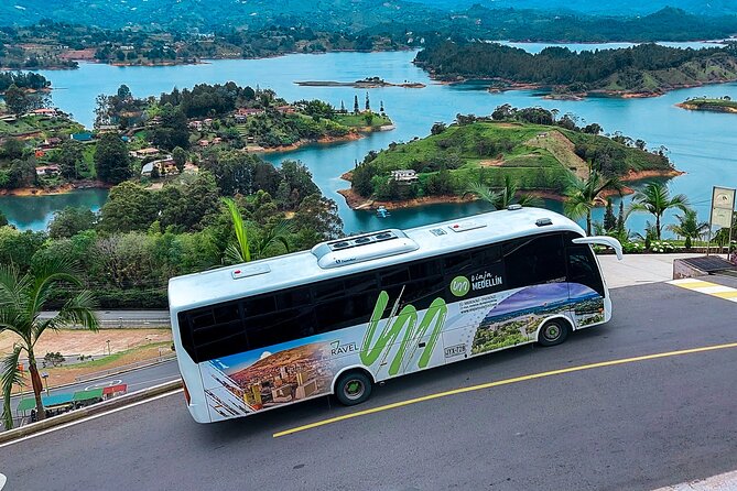 Guatapé Tour: Stone of Peñol With Boat Tour, Breakfast, Lunch