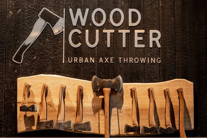Guided Axe Throwing Experience in Frankfurt Altstadt