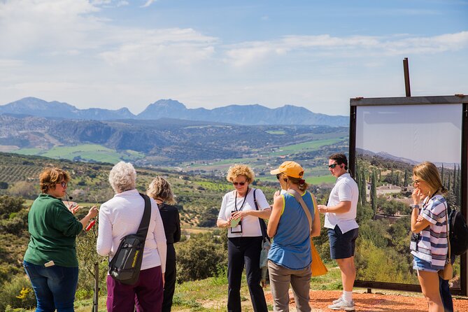 Guided Tour and Olive Oil Tasting in Ronda
