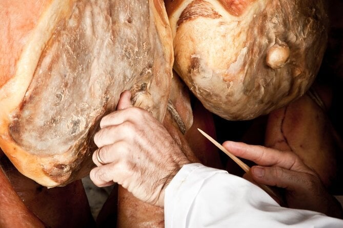 Guided Tour at the Cheese and Ham Factory in Parma
