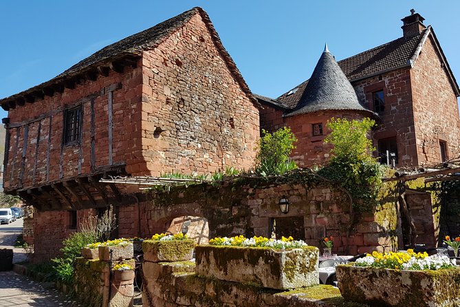 Guided Tour of Collonges La Rouge - Meeting Point and Duration