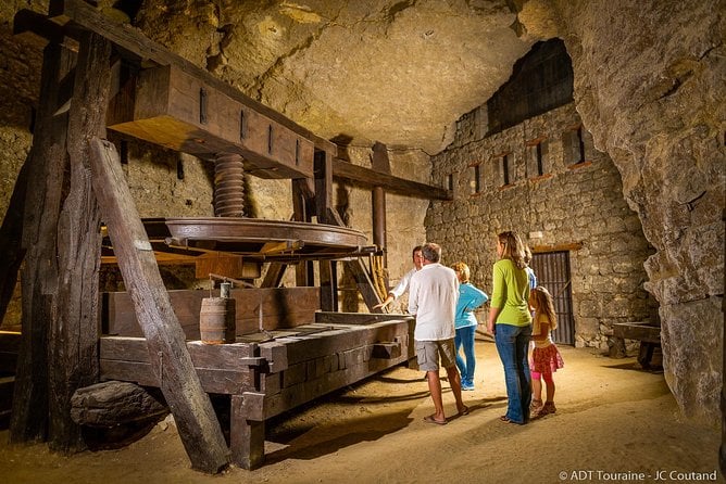 Guided Tour of the Museum - Tasting