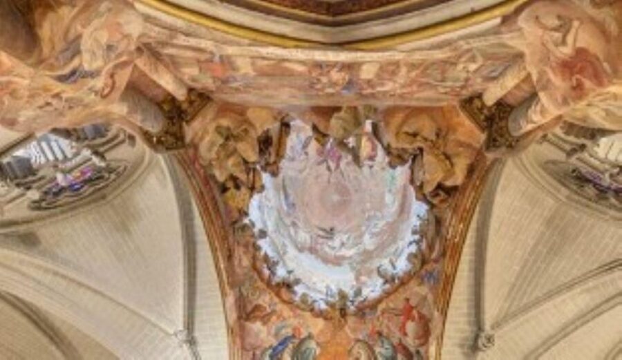 Guided Tour of the Toledo Cathedral (Input Included)