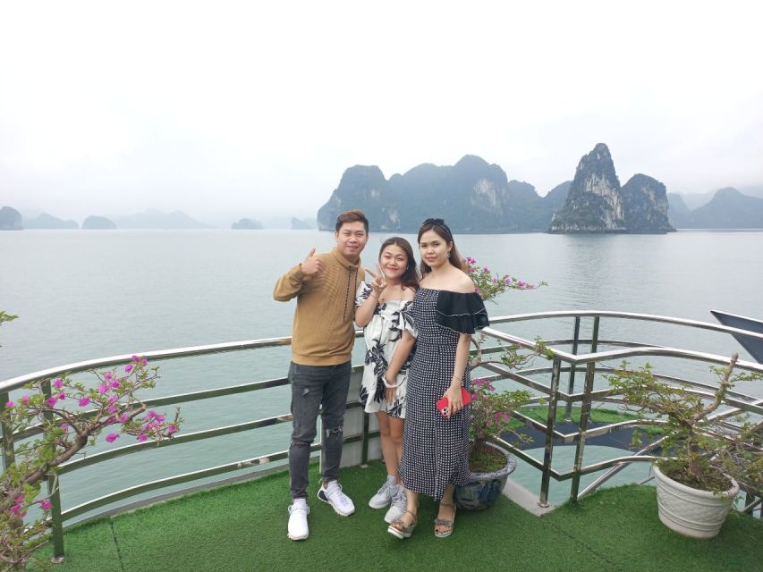 Ha Long: Surprise Cave Full-Day Cruise With Kayak and Beach