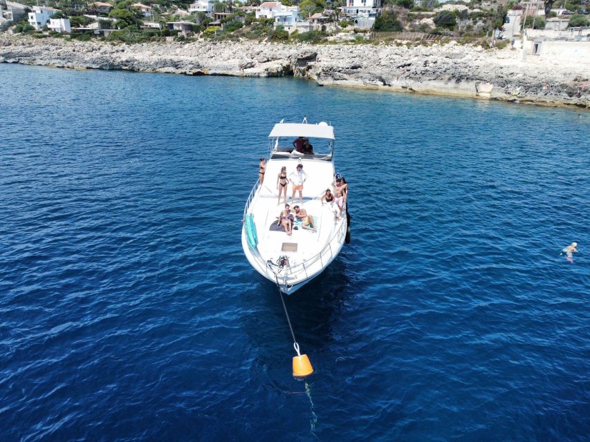 Half Day Private Yacht Tour on the Syracuse Coast
