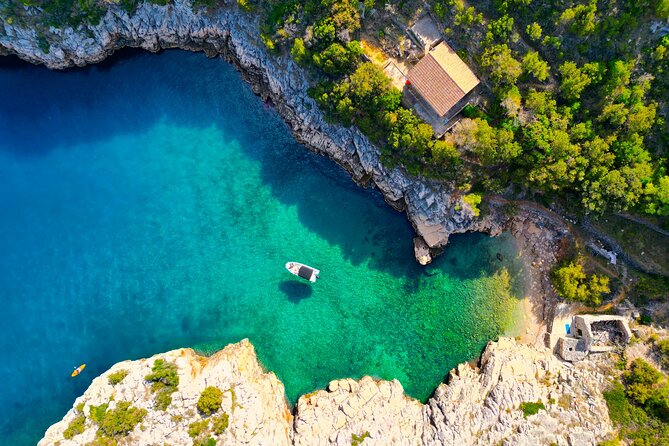 Half-day Speedboat Tour: Explore Hidden Gems of Hvar Island