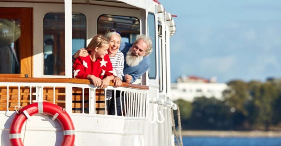 Hamburg: City Cruise on Alster Lake