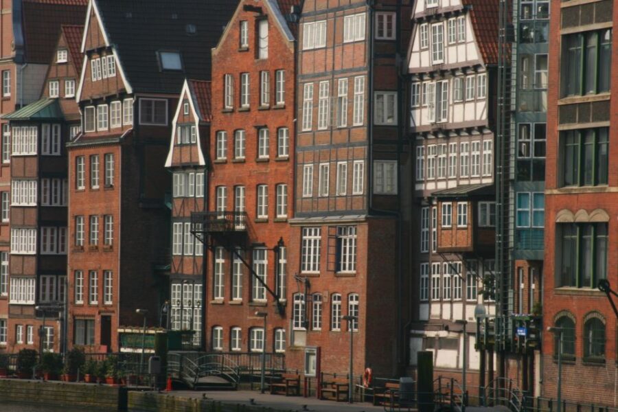 Hamburg: Guided Walking Tour