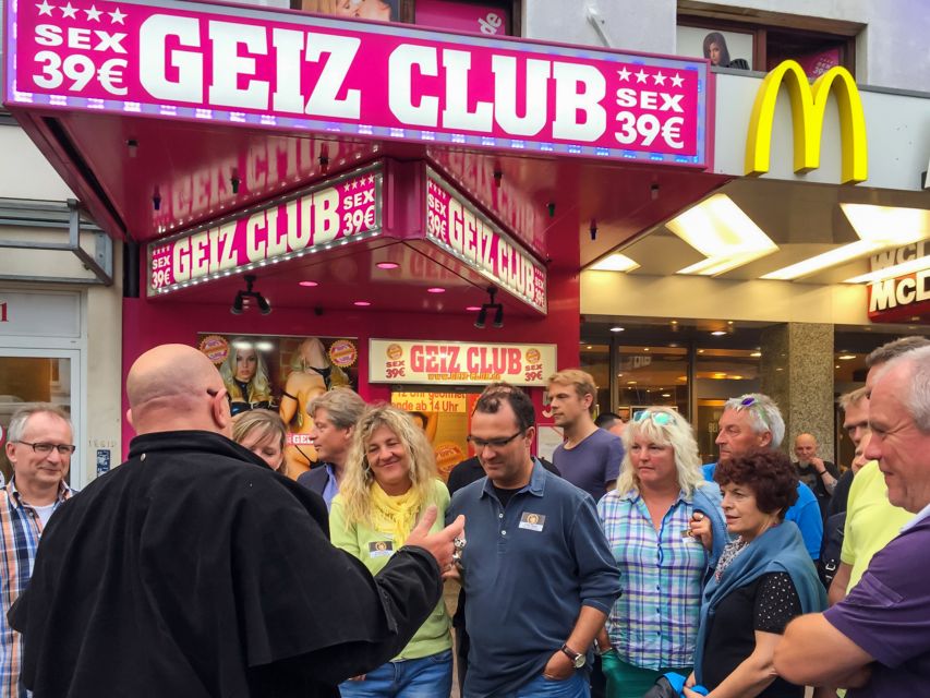 Hamburg: Insider Tour of the Reeperbahn & St. Pauli