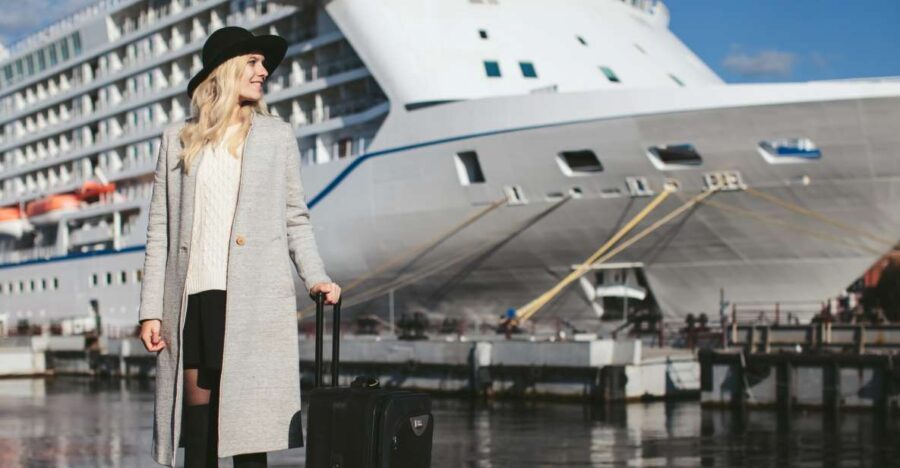 Hamburg: Private One-Way Transfer to or From Kiel Port - Service Overview