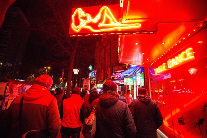 Hamburg Reeperbahn Tour With a Guide