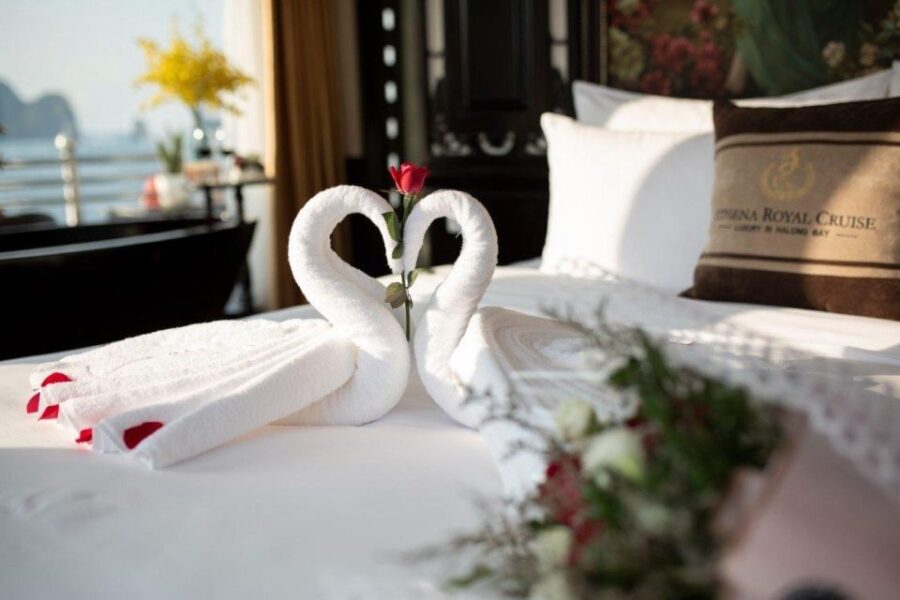 Hanoi: 2-Day Ha Long Bay 5-Star Cruise/Private Balcony