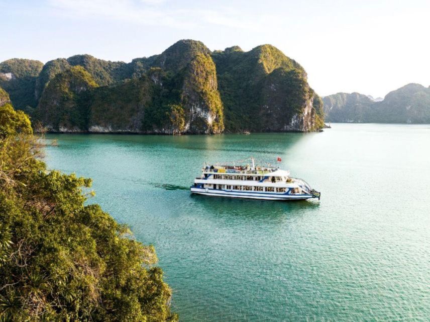 Hanoi: Full-Day Ha Long Bay Cruise With Lunch & Tranfers