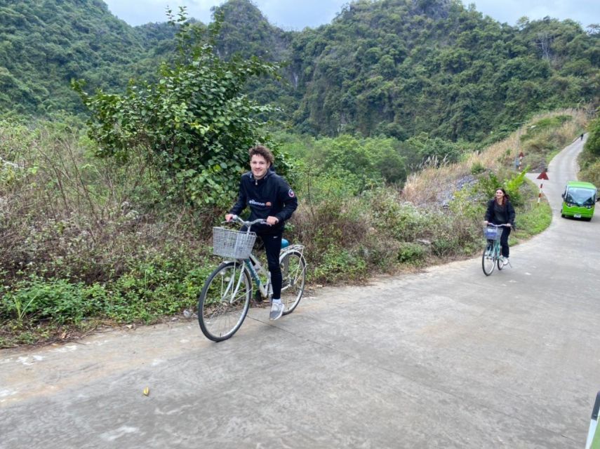 Hanoi - Lan Ha Bay 1 Day With Kayaking , Swimming and Cave