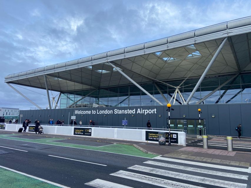 Heathrow Airport to Stansted Airport - Private Transfer - Service Details