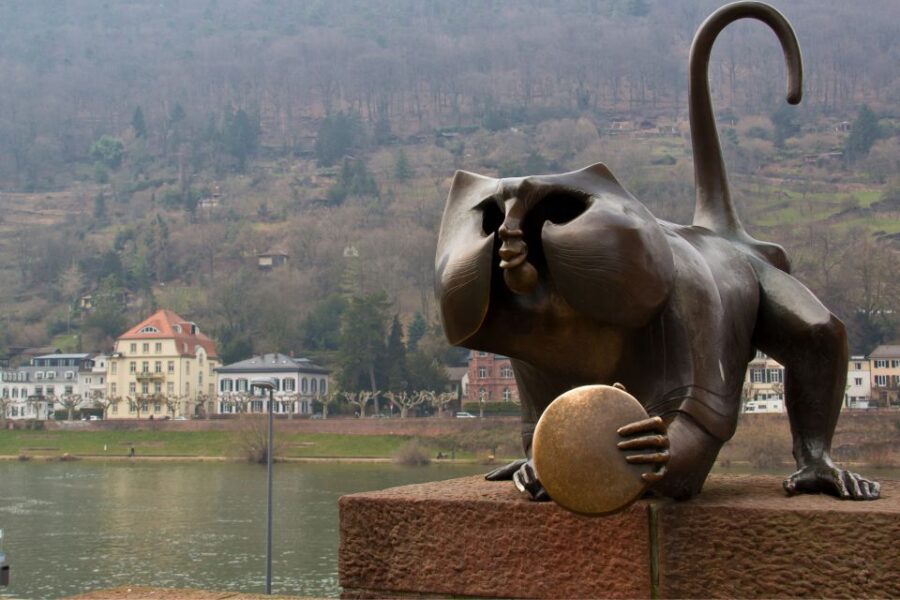 Heidelberg: First Discovery Walk and Reading Walking Tour