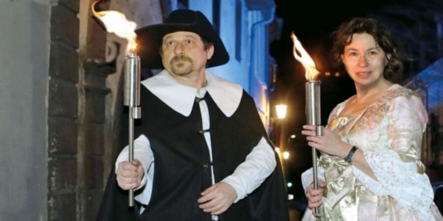 Heidelberg: Torchlight Tour With a Night Watchman