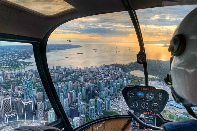 Helicopter Tour of Vancouver City (Depart YPK)