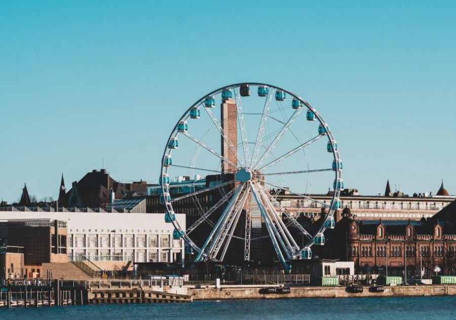 Helsinki Private 3h Walking Tour - Experience Highlights