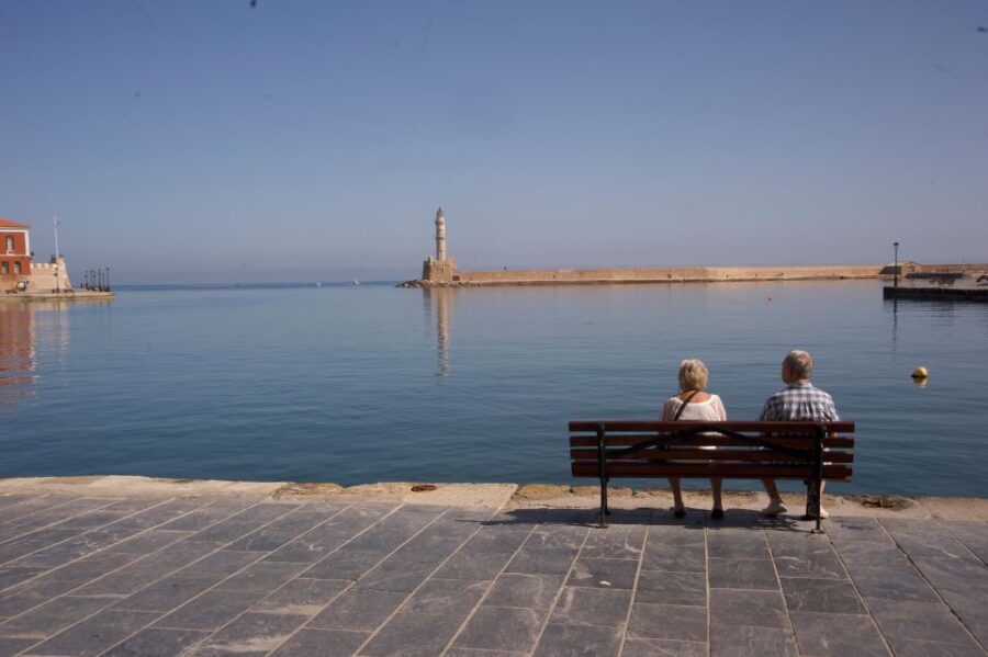 Heraklion: Chania Old Town, Rethymno and Kournas Lake Tour