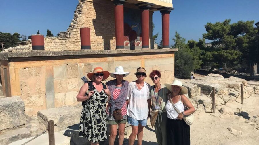 Heraklion: Knossos Private Guided Tour & Skip-the-Line Entry