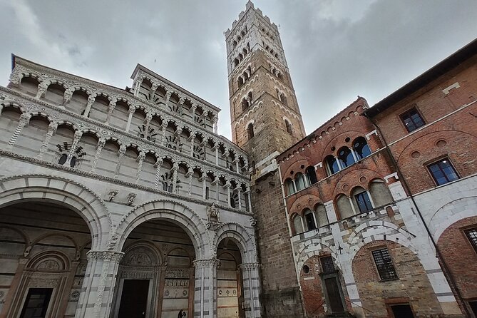 Highlights of Lucca Small Group Guided Tour - Tour Overview