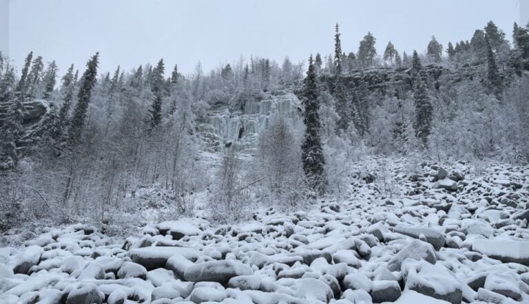 Hiking at Korouoma | Frozen Waterfall