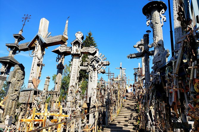 Hill of Crosses / 2 Countries in 1 Day - Tour Overview and Highlights