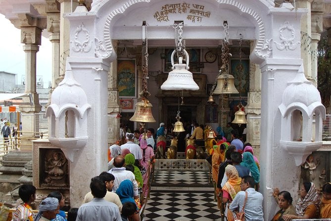 Historical Tour Including Unesco Kangra Fort & Rock Cut Temple From Dharamshala
