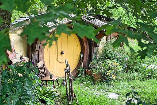 Hobbiton Lord of Rings Movie Set Tour Private Driver - Inclusions