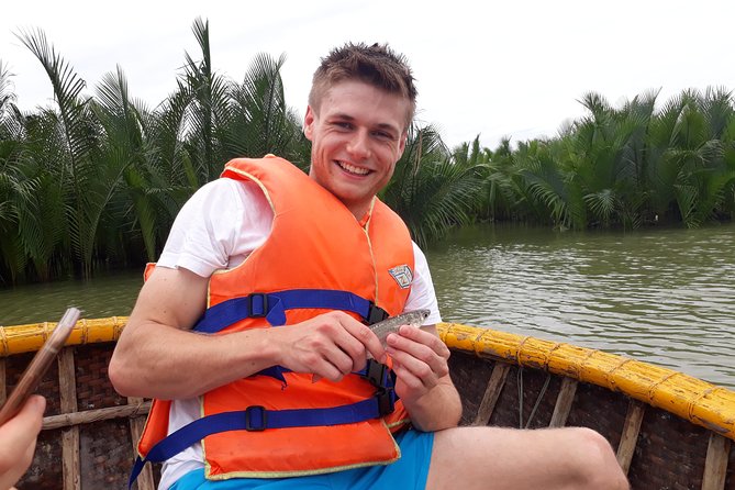 Hoi an Eco Tour Cooking Class & Fishing (Local Market,Basket Boat,Learn Cooking)