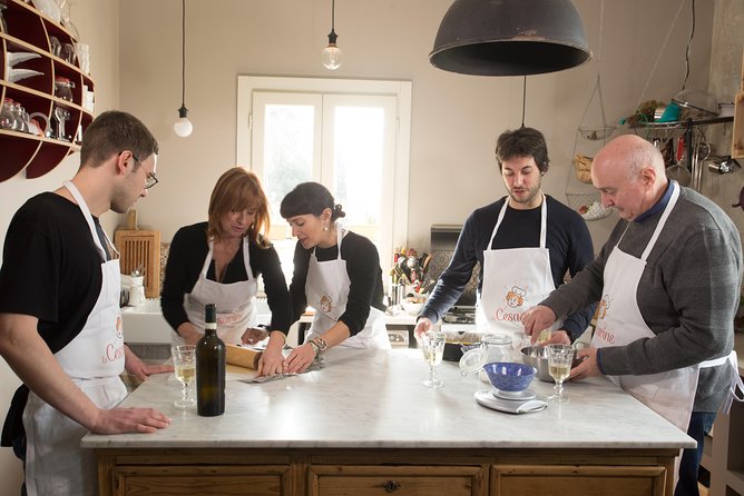 Home Cooking Class & Meal With a Local in Riomaggiore