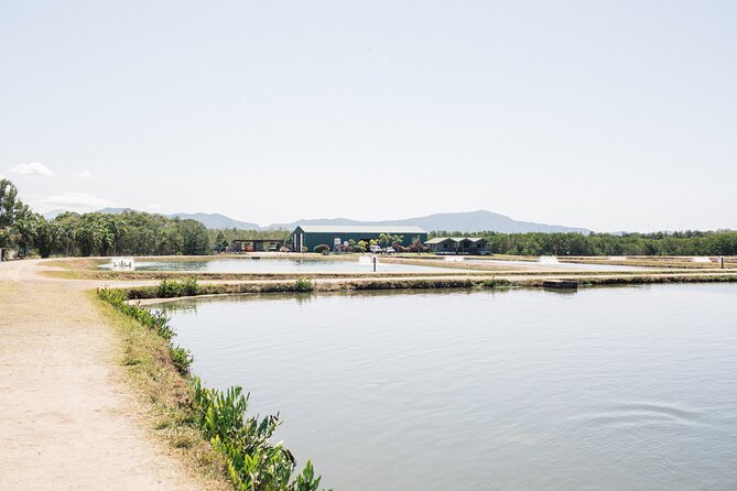 Hook-a-Barra Gourmet Farm Tour