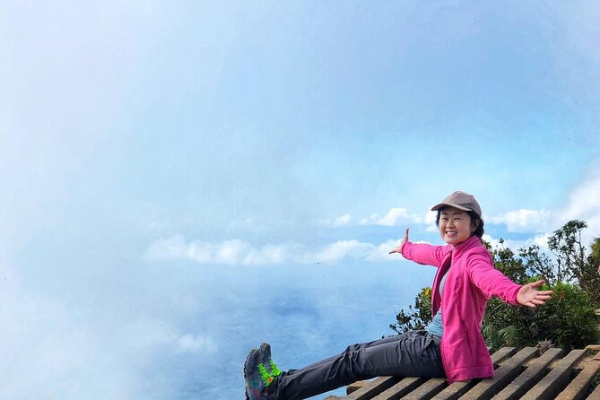 Horton Plains-Worlds End Tour From Nuwaraeliya