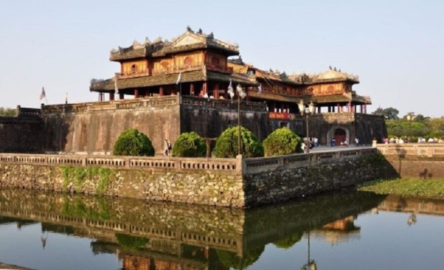 Hue Day Trip With Guide, Lunch &Transfer From Hoi An/Da Nang