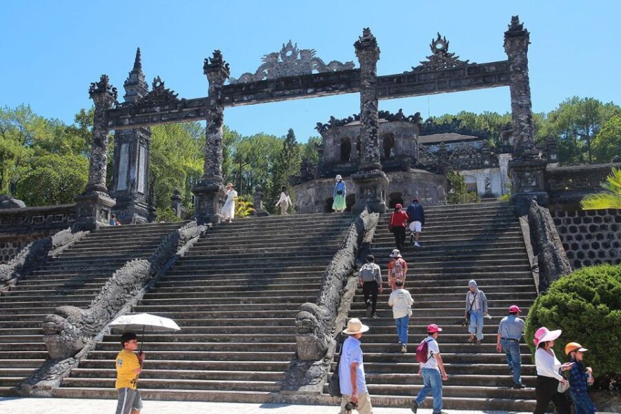 Hue: Hue Royal Tombs Tour Visit 3 Best Tombs of the Emperor