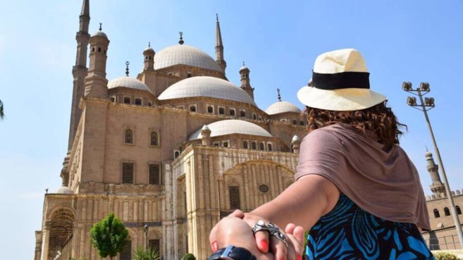 Hurghada: 2 Day Tour to Cairo by Air With Accommodation