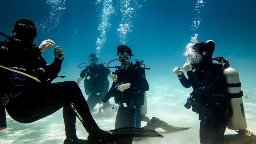 Hurghada: 3-Day PADI Open Water Diving Course With Pickup