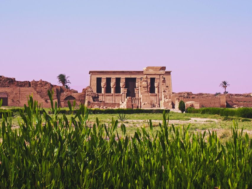 Hurghada: Dendera and Medinet Habu Private Guided Day Tour