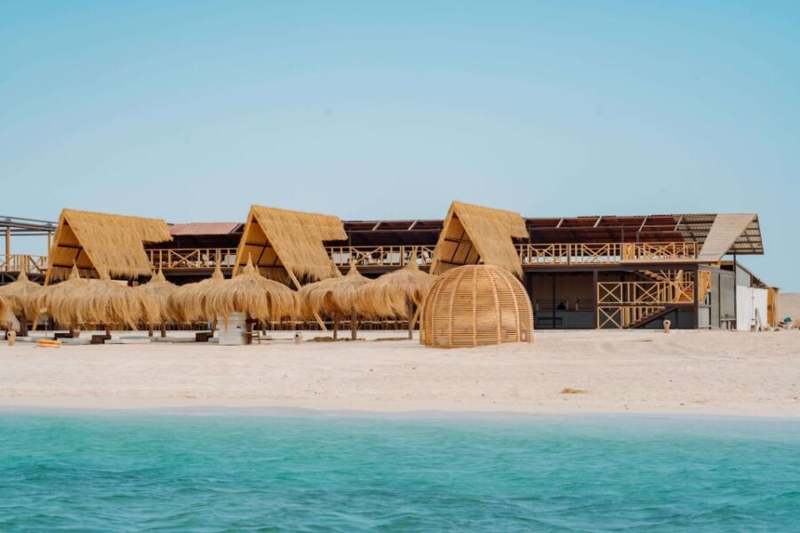 Hurghada: Snorkeling Trip to Eden Island W/ Lunch and Pickup