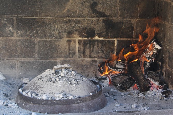 Hvar Small Group Wine Tour and Authentic Dalmatian Dinner