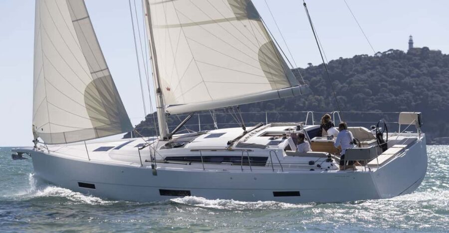 Ibiza: Midday or Sunset Sailing With Snacks and Open Bar - Activity Overview