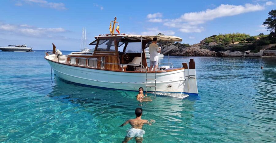 Ibiza: One Day Excursion on a Traditional Ibiza Boat (Monday)