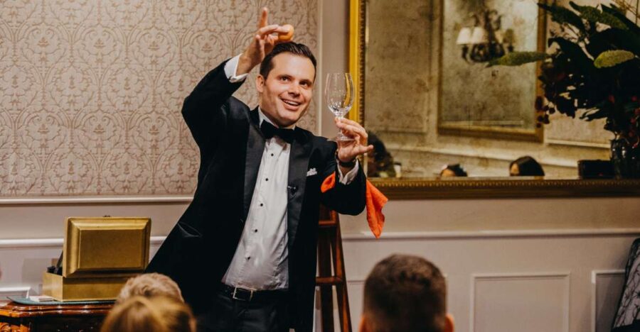 Impossible Occurrences - Melbourne Magic Show - Show Overview