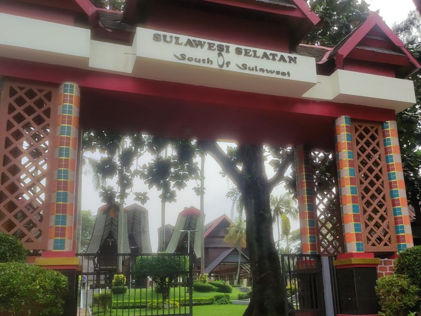 Indonesia Miniature in Park and Jakarta Highlights Tour