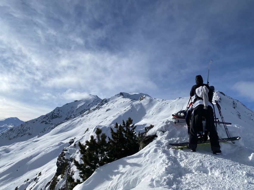 Innsbruck: Private Guided Snowy Mountain Hike/Snowshoes