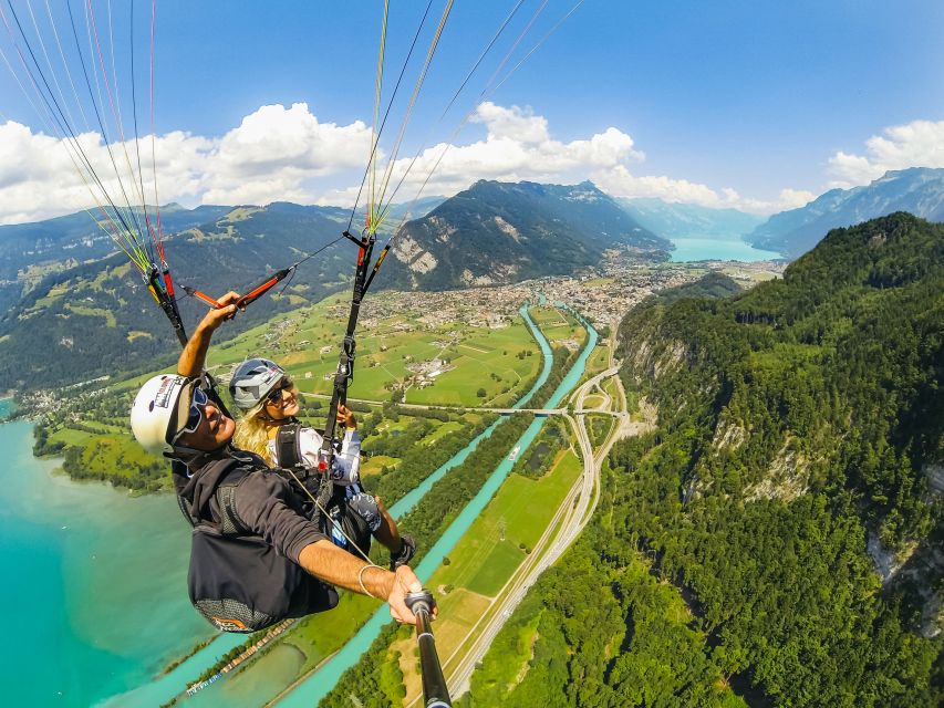Interlaken: Tandem Paragliding Flight